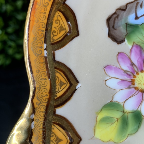 Vintage unbranded hand painted floral porcelain gilded vanity tray - Picture 11 of 12